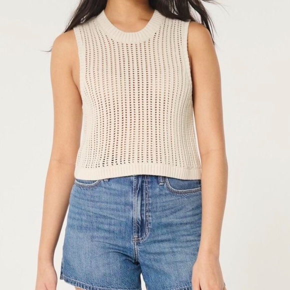Hollister Tops - Hollister Cream Knit Tank Top